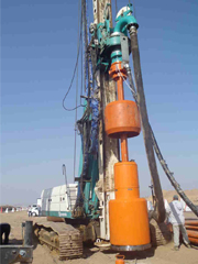 Casagrande Piling Rig Drilling <br> with 30'' RC hammer, 1000mm dia.
