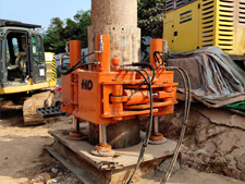 Hyd. Clamp & Casing Extractors/ Pullers